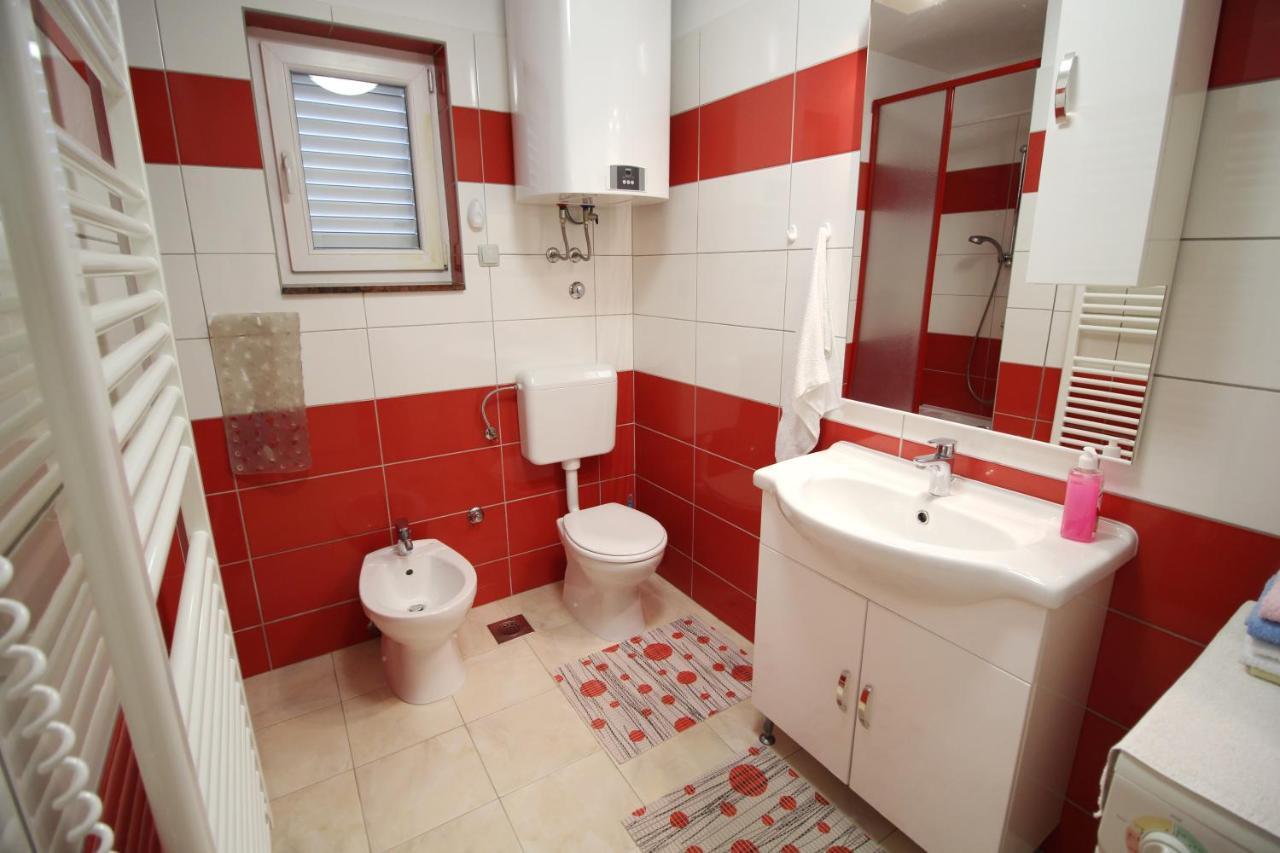 Apartment Duda Petrcane Bagian luar foto